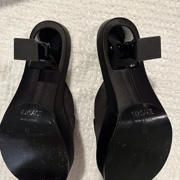 VERSACE MULE T.100 Raso + Strass Size 8.5 EUC like new - Picture 5 of 6